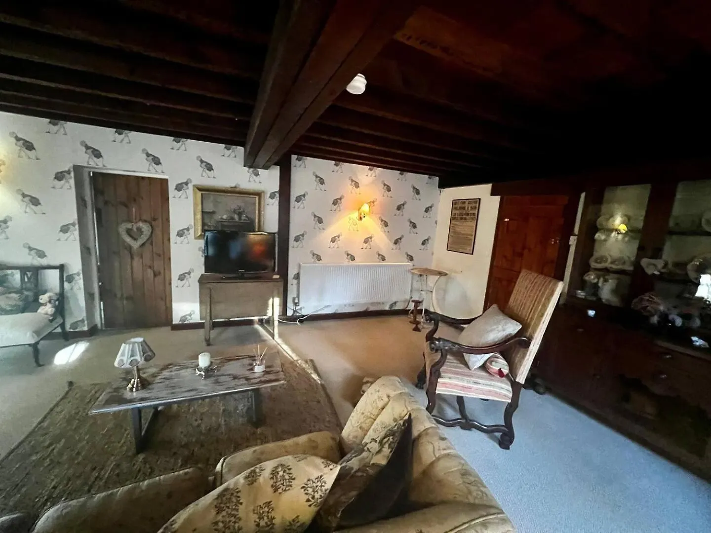 17Th Century Cottage On Farm In Vale Of Glamorgan Bonvilston